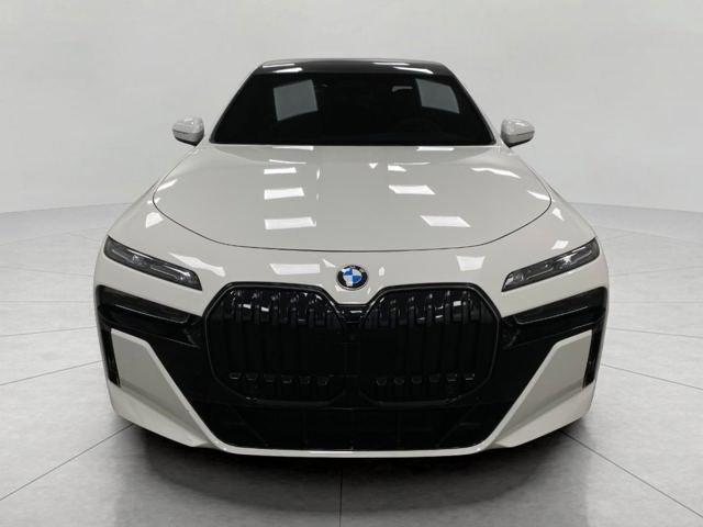 2025 BMW 760i 760i xDrive Sedan