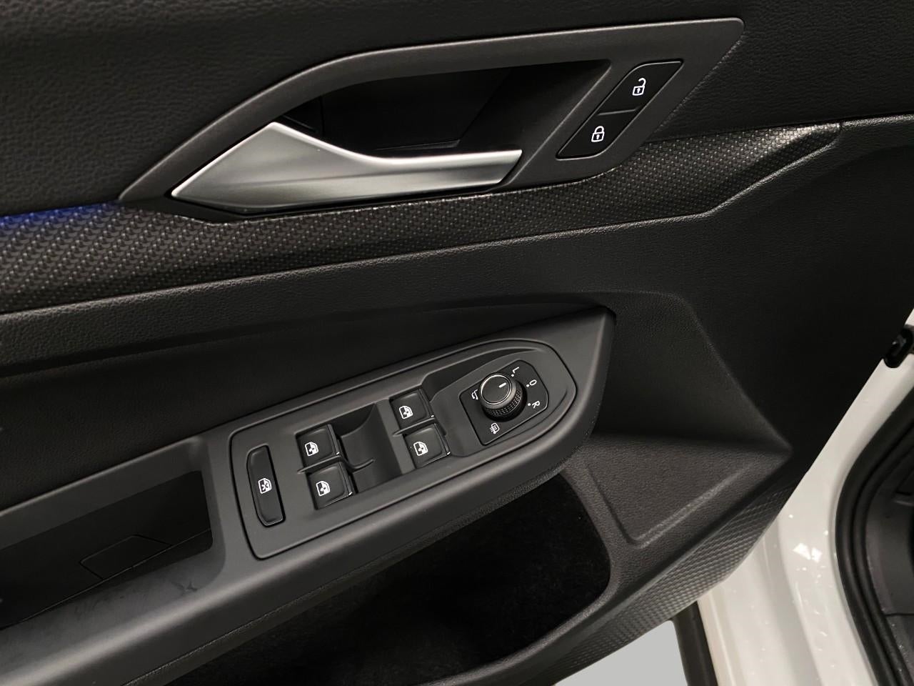 2024 Volkswagen Golf GTI 2.0T SE DSG