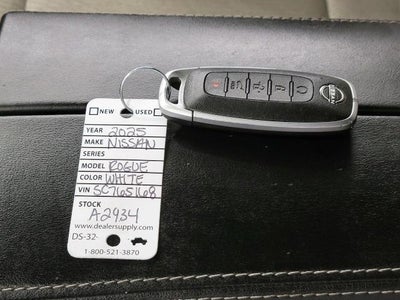 2025 Nissan Rogue SV