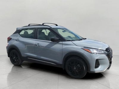 2024 Nissan Kicks SR Xtronic CVT