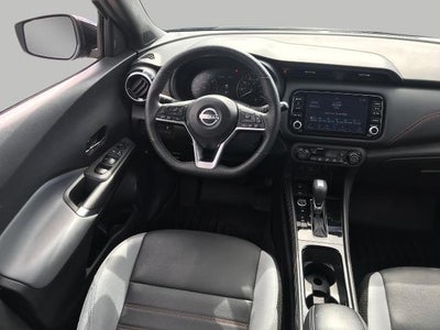 2024 Nissan Kicks SR Xtronic CVT