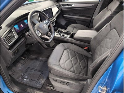 2024 Volkswagen Atlas Cross Sport 2.0T SE w/Technology 4MOTION