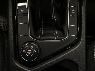 2023 Volkswagen Taos SE 4MOTION