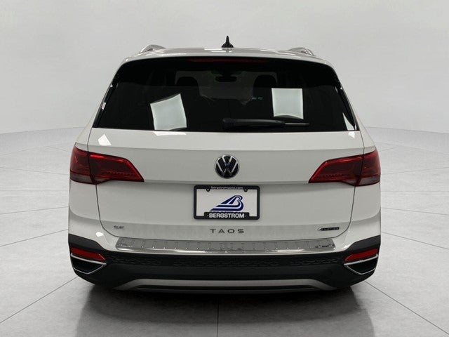 2023 Volkswagen Taos SE 4MOTION