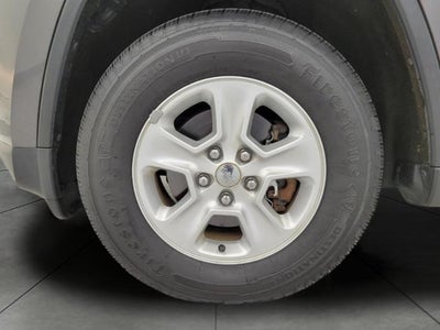 2014 Jeep Grand Cherokee 4WD 4dr Laredo