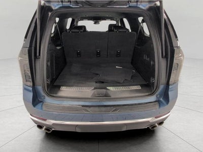 2025 Chevrolet Suburban 4WD 4dr Premier