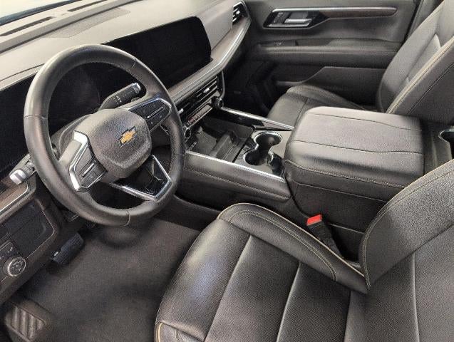 2025 Chevrolet Suburban 4WD 4dr Premier