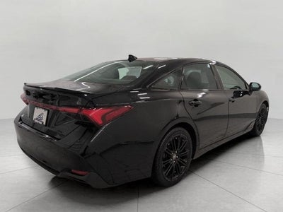 2022 Toyota Avalon Hybrid XSE Nightshade FWD
