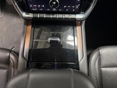 2025 GMC Yukon XL 4WD 4dr Denali