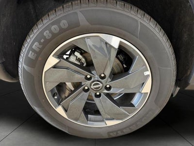 2025 Nissan Rogue AWD SV