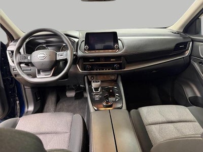 2025 Nissan Rogue AWD SV