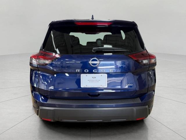 2025 Nissan Rogue AWD SV