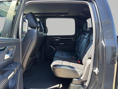 2019 RAM 1500 Laramie Crew Cab 4x4 5'7" Box
