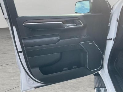 2023 GMC Sierra 1500 4WD Crew Cab 147 SLT