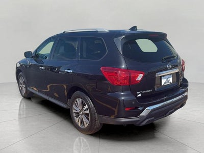 2019 Nissan Pathfinder SV