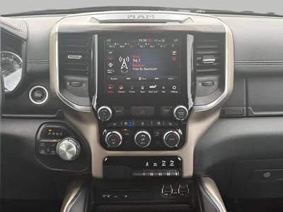 2019 RAM 1500 Laramie 4x4 Crew Cab 5'7 Box