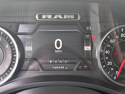 2019 RAM 1500 Laramie 4x4 Crew Cab 5'7 Box