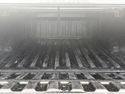 2019 RAM 1500 Laramie 4x4 Crew Cab 5'7 Box
