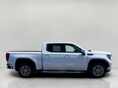 2023 GMC Sierra 1500 4WD Crew Cab 147 Denali