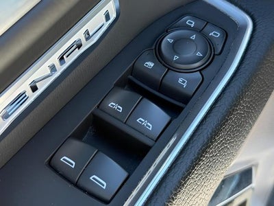 2023 GMC Sierra 1500 4WD Crew Cab 147 Denali