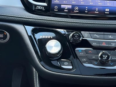2025 Chrysler Pacifica Limited AWD