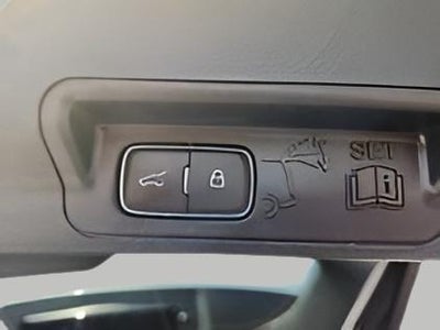 2023 Ford Explorer XLT 4WD