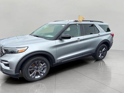 2023 Ford Explorer XLT 4WD