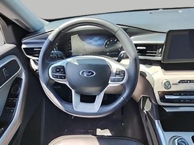 2023 Ford Explorer XLT 4WD