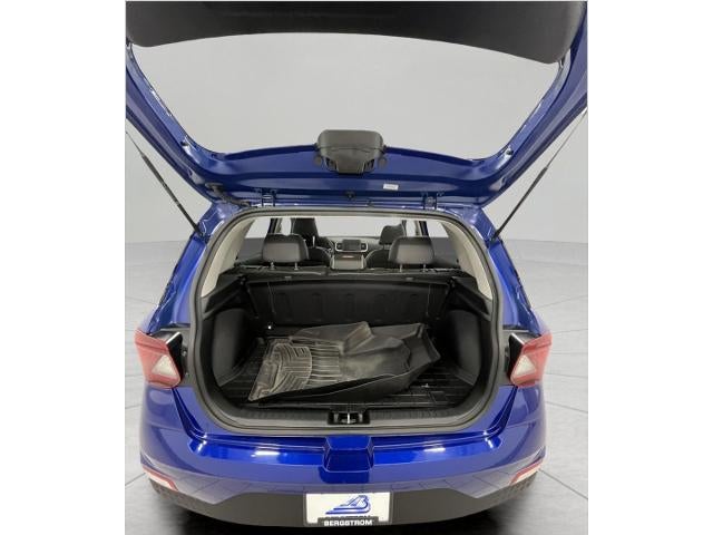 2022 Hyundai Venue Limited IVT