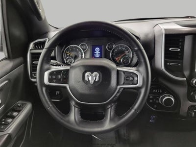 2022 RAM 1500 Big Horn Crew Cab 4x4 5'7" Box