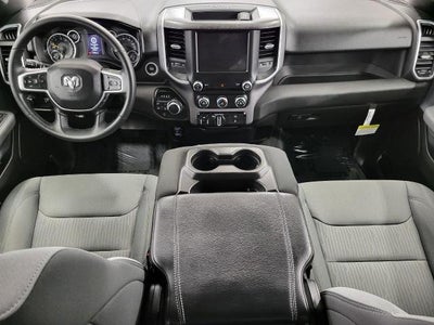 2022 RAM 1500 Big Horn Crew Cab 4x4 5'7" Box