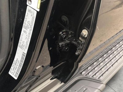 2021 RAM 1500 Laramie 4x4 Crew Cab 5'7 Box