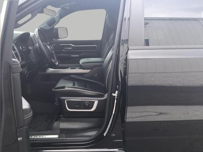 2021 RAM 1500 Laramie 4x4 Crew Cab 5'7 Box