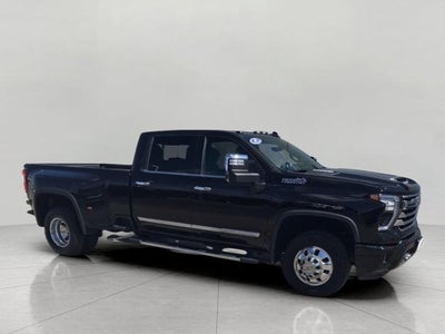 2024 Chevrolet Silverado 3500 HD 4WD Crew Cab 172 High Country