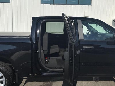 2020 Chevrolet Silverado 1500 4WD Crew Cab 147 Custom