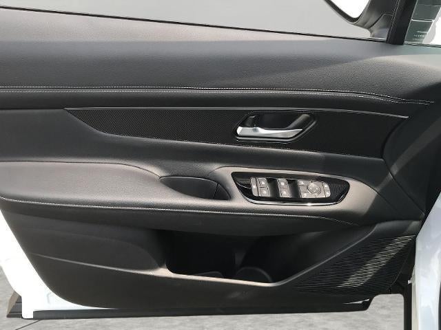 2025 Nissan Murano AWD SV